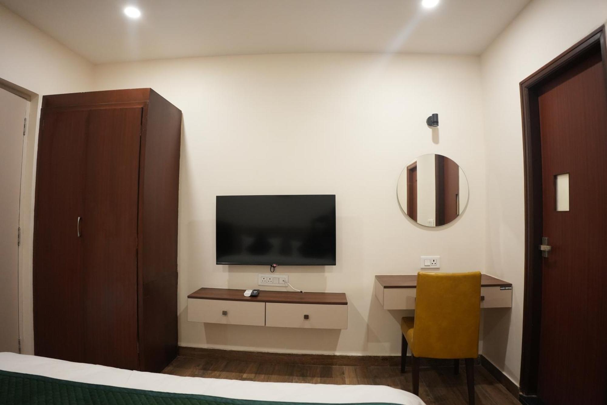 Ak Castle Suites Bangalore Eksteriør bilde