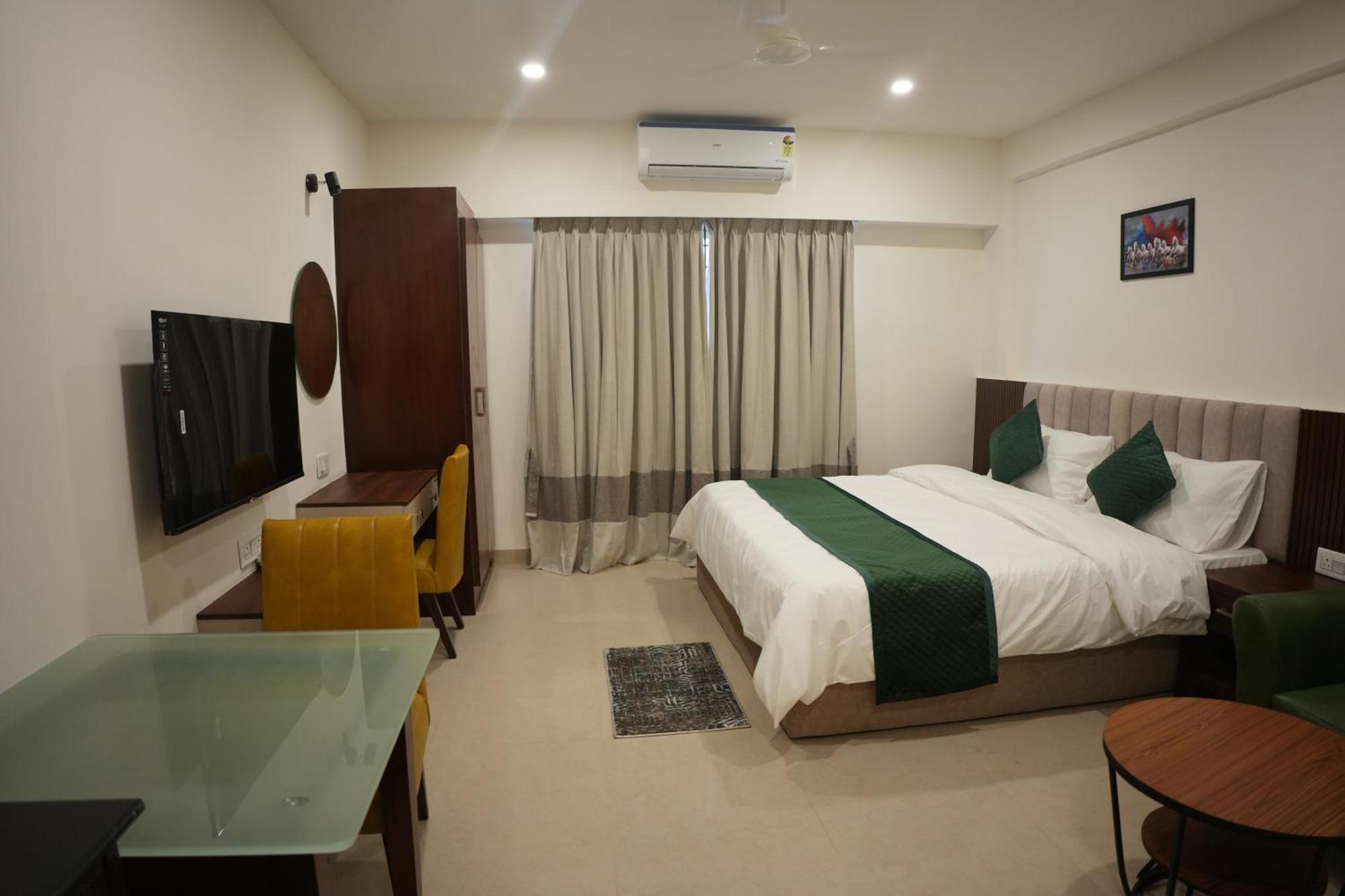 Ak Castle Suites Bangalore Eksteriør bilde