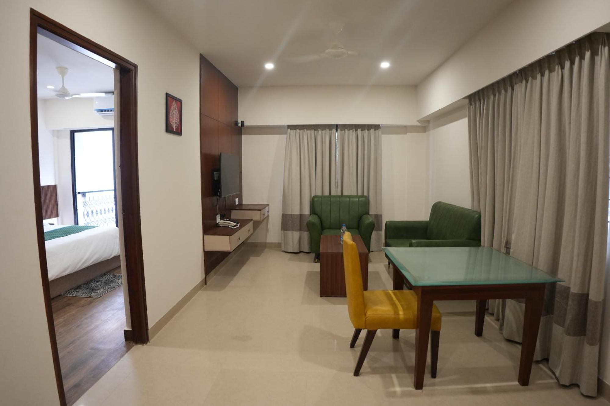 Ak Castle Suites Bangalore Eksteriør bilde