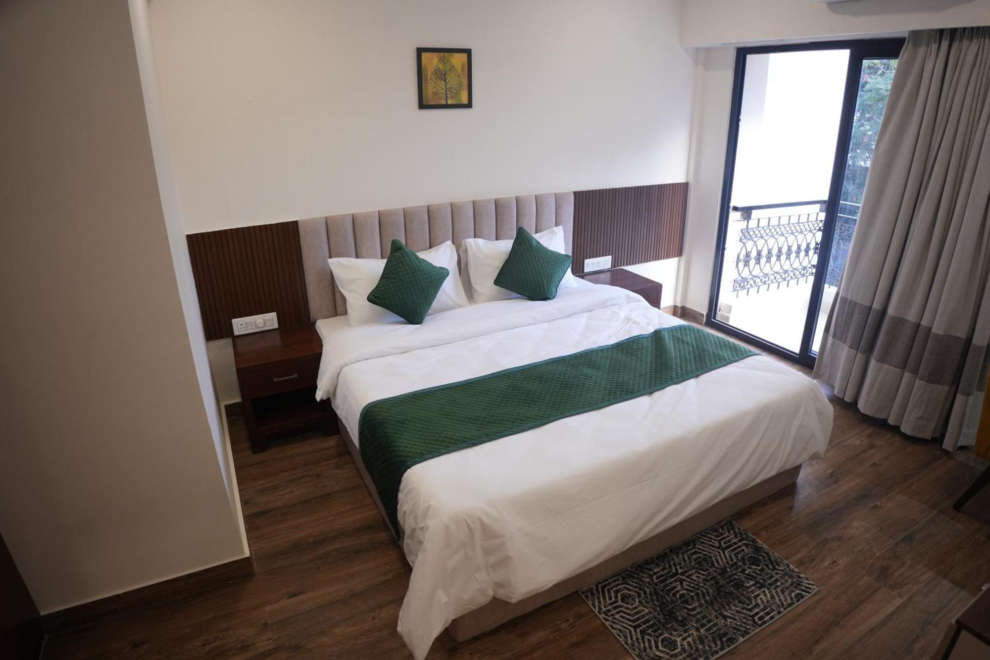 Ak Castle Suites Bangalore Eksteriør bilde