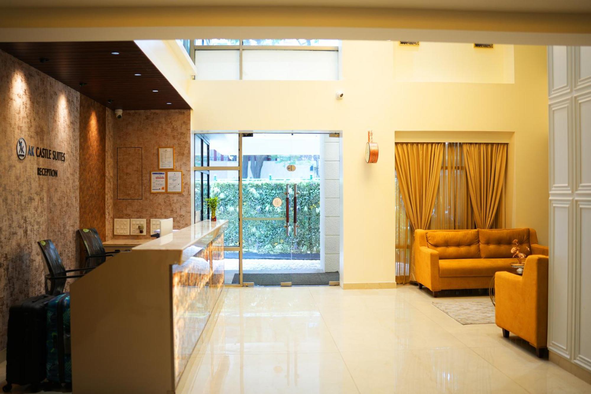 Ak Castle Suites Bangalore Eksteriør bilde